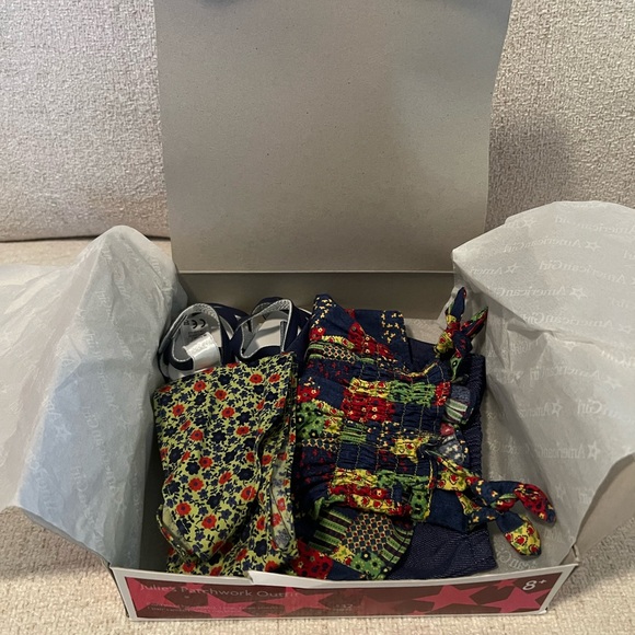 RETIRED 1ST EDITION , American Girl Doll, Julie Albright Patchwork outfit - Picture 3 of 8